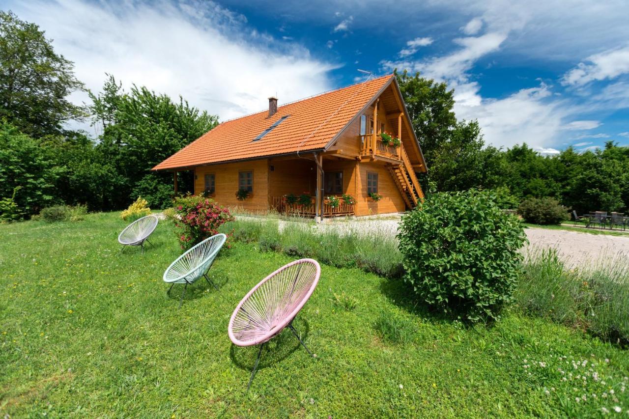 Apartment Ranch Jelov Klanac *